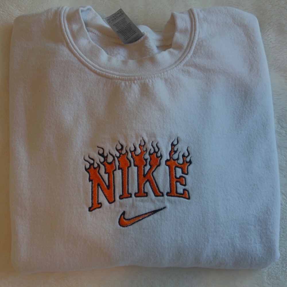 Nike flame embroidered crewneck